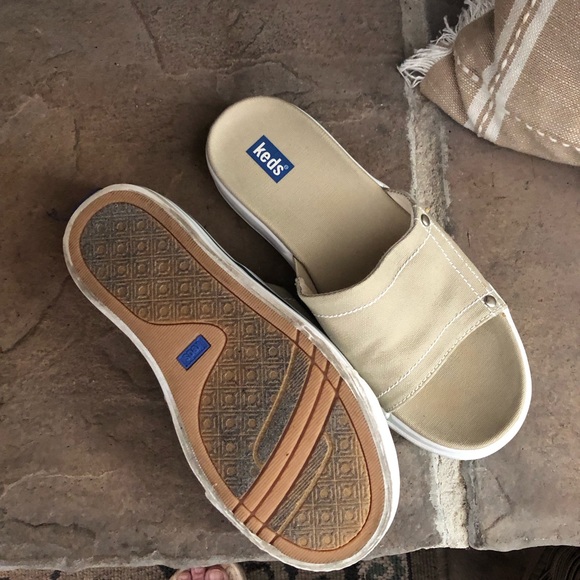 Keds slip on shoes - Picture 3 of 5